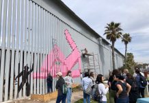 muro fronterizo, Playas de Tijuana